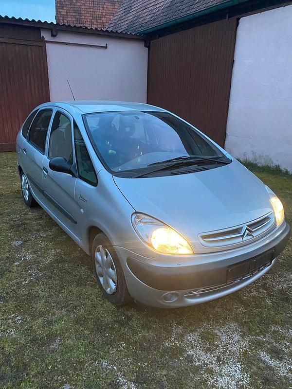 Gebraucht Citroën Xsara Picasso 90 PS (66 kW) 2001 Van / Kleinbus