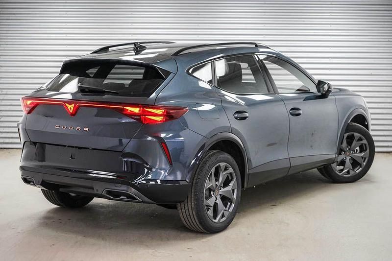 Neu Cupra Formentor 150 PS (110 kW) 2026 Grau SUV