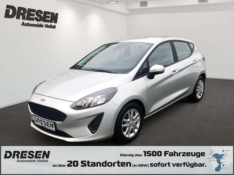 Silber Gebraucht 2022 Ford Fiesta Cool & Connect Kleinwagen | 15.450 € (Fairer Preis) - Bild 1/4