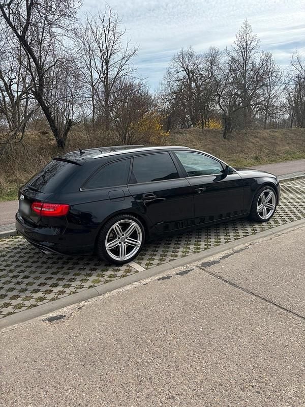 Gebraucht Audi A4 245 PS (180 kW) 2013 Schwarz Kombi