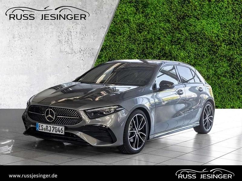 Metalliclack mountaingrau Gebraucht 2025 Mercedes A180 AMG Limousine | 33.850 € (Fairer Preis) - Bild 1/3