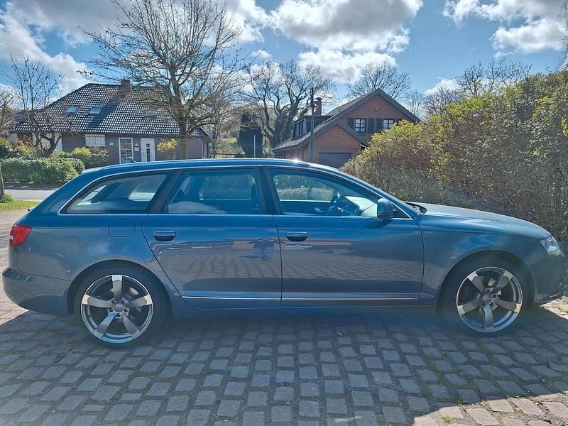 Gebraucht Audi A6 170 PS (125 kW) 2010 Blau Kombi