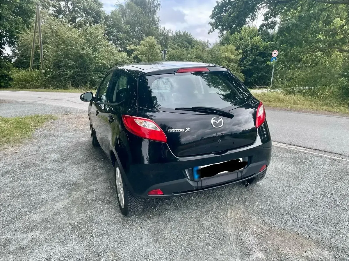Gebraucht Mazda 2 75 PS (55 kW) 2009 Schwarz Kleinwagen