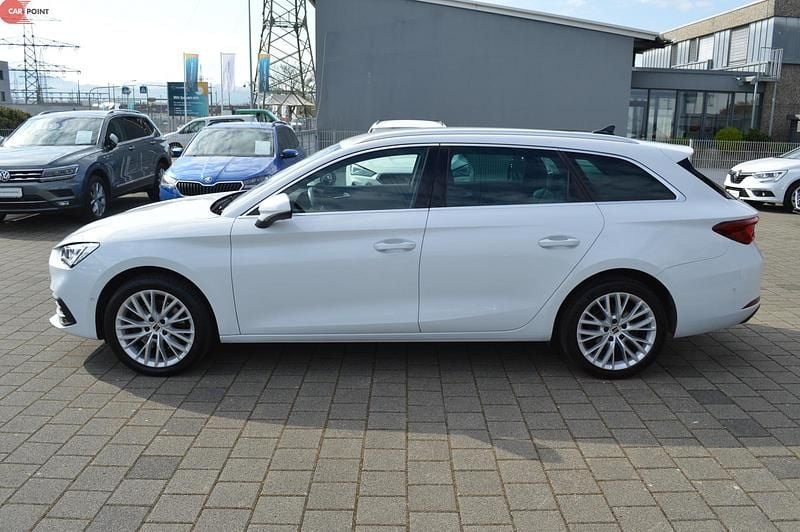 Gebraucht Seat Leon XCELLENCE 150 PS (110 kW) 2022 "nevada" weiss Kombi