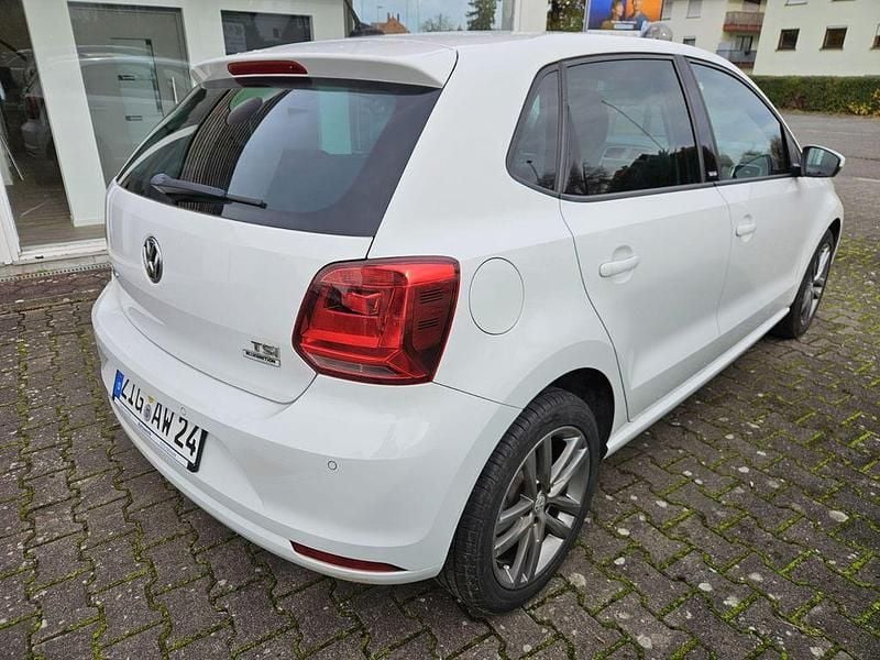 Gebraucht VW Polo Allstar 90 PS (66 kW) 2017 Weiß Limousine