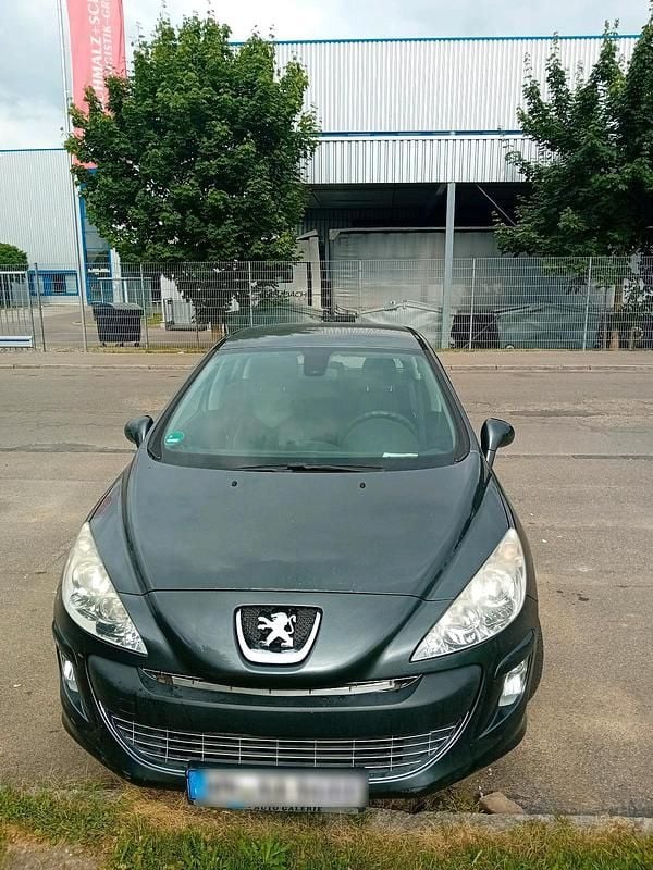 Grau Gebraucht 2009 Peugeot 308 Limousine | 1.300 € (Guter Preis) - Bild 1/4
