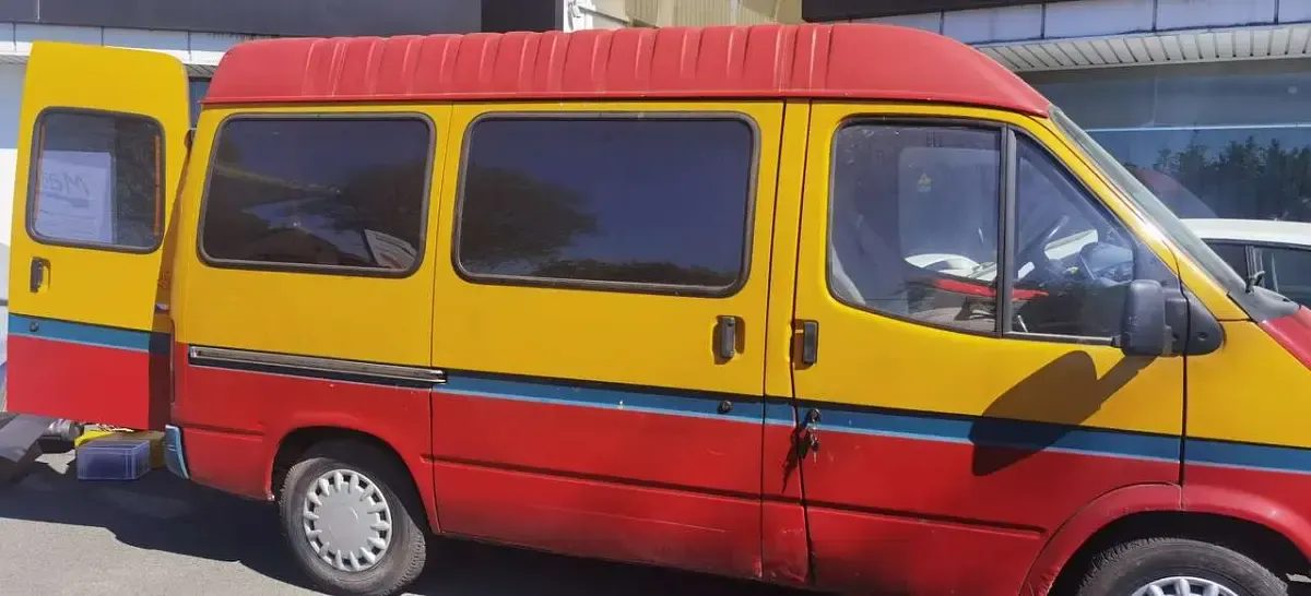 Usata Ford Transit 77 CV (56 kW) 1990 Rosso Monovolume