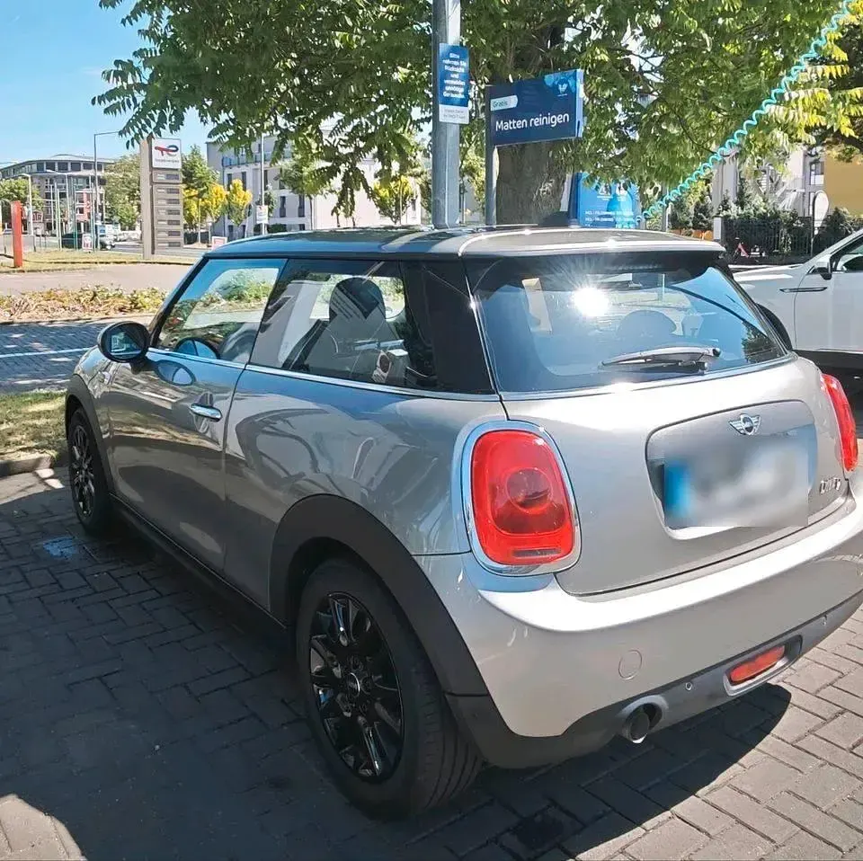 Gebraucht Mini One D 95 PS (69 kW) 2018 Grau Kleinwagen