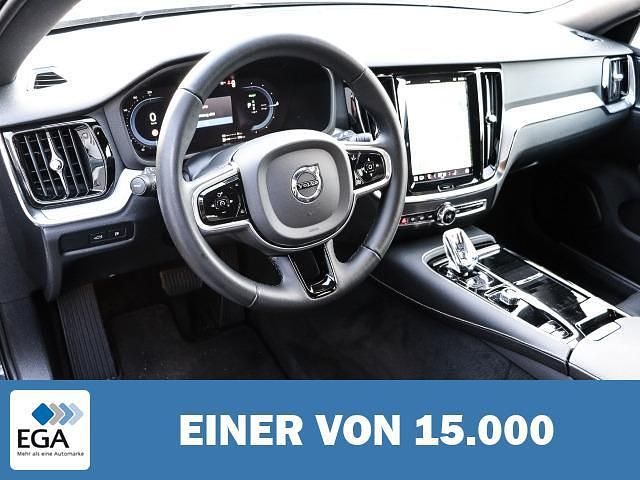 Gebraucht Volvo V60 Plus 398 PS (292 kW) 2022 Metallic Kombi