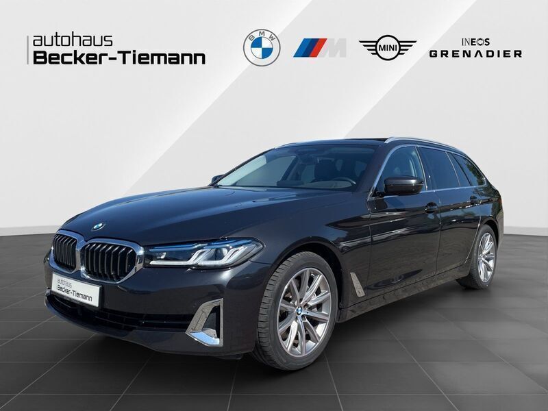 Sophistograu brillanteffekt Gebraucht 2022 BMW 530 Sport Line Kombi | 39.995 € (Fairer Preis) - Bild 1/4