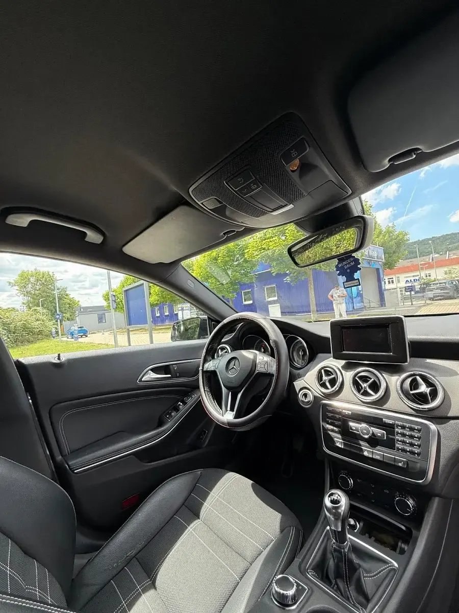 Gebraucht Mercedes CLA180 120 PS (88 kW) 2013 Grau Coupé