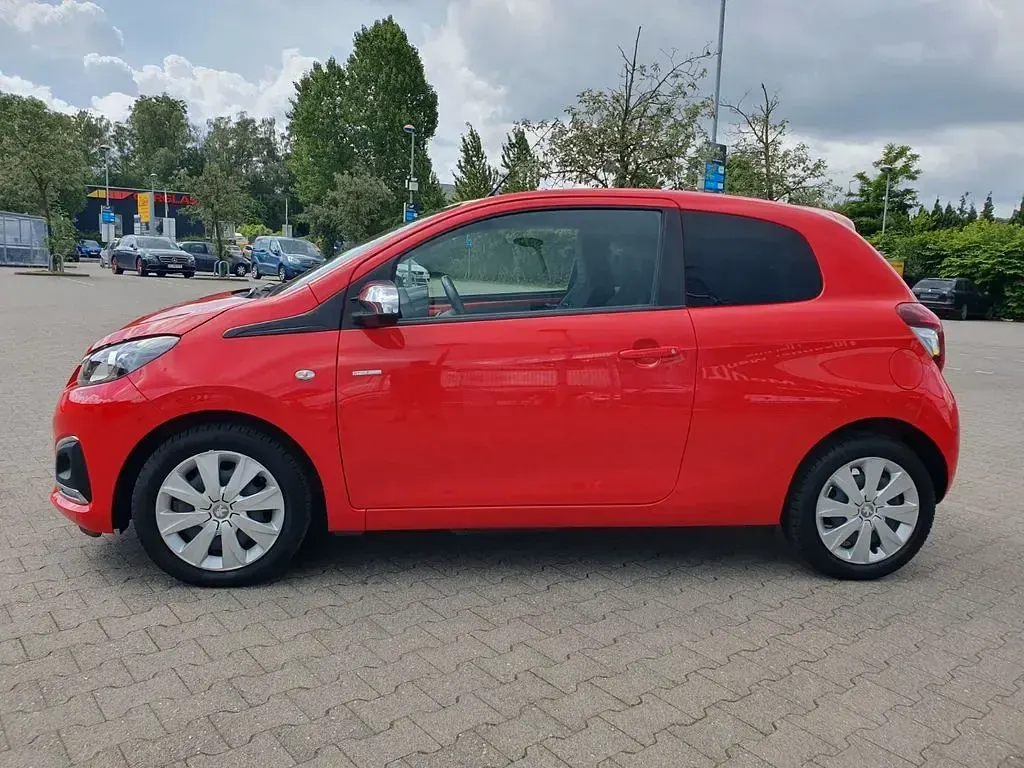 Gebraucht Peugeot 108 Style 72 PS (52 kW) 2020 Rot Kleinwagen