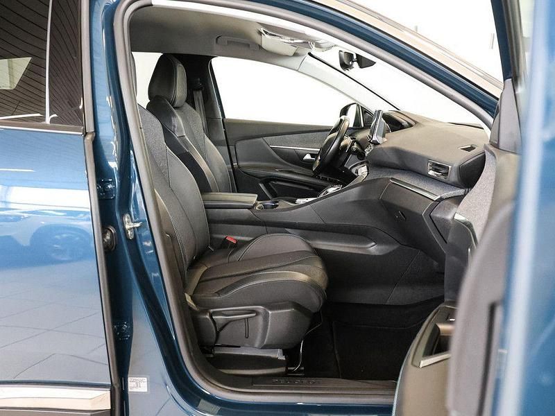 Gebraucht Peugeot 3008 Allure 181 PS (133 kW) 2021 Blau SUV