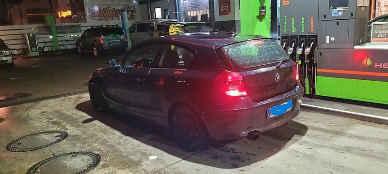 Gebraucht BMW 118 143 PS (105 kW) 2007 Blau Kleinwagen