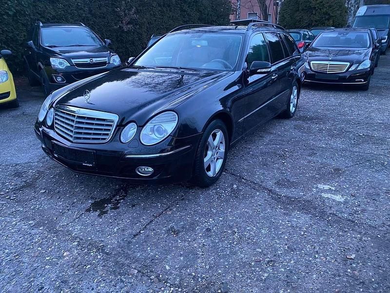 Gebraucht Mercedes E320 224 PS (164 kW) 2008 Obsidianschwarz  metalliclack Kombi
