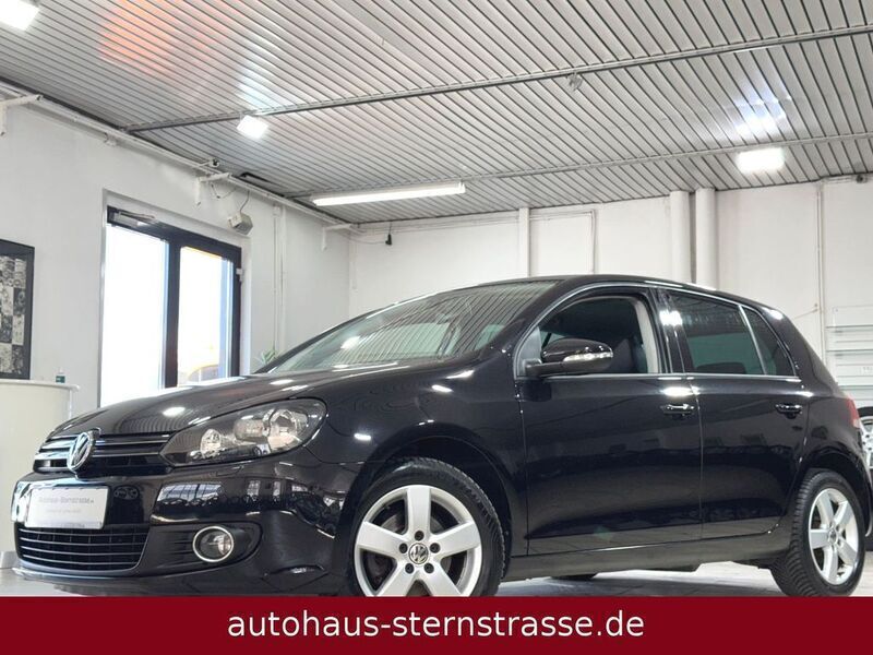 Schwarz Gebraucht 2011 VW Golf VI Team Limousine | 7.980 € (Fairer Preis) - Bild 1/4