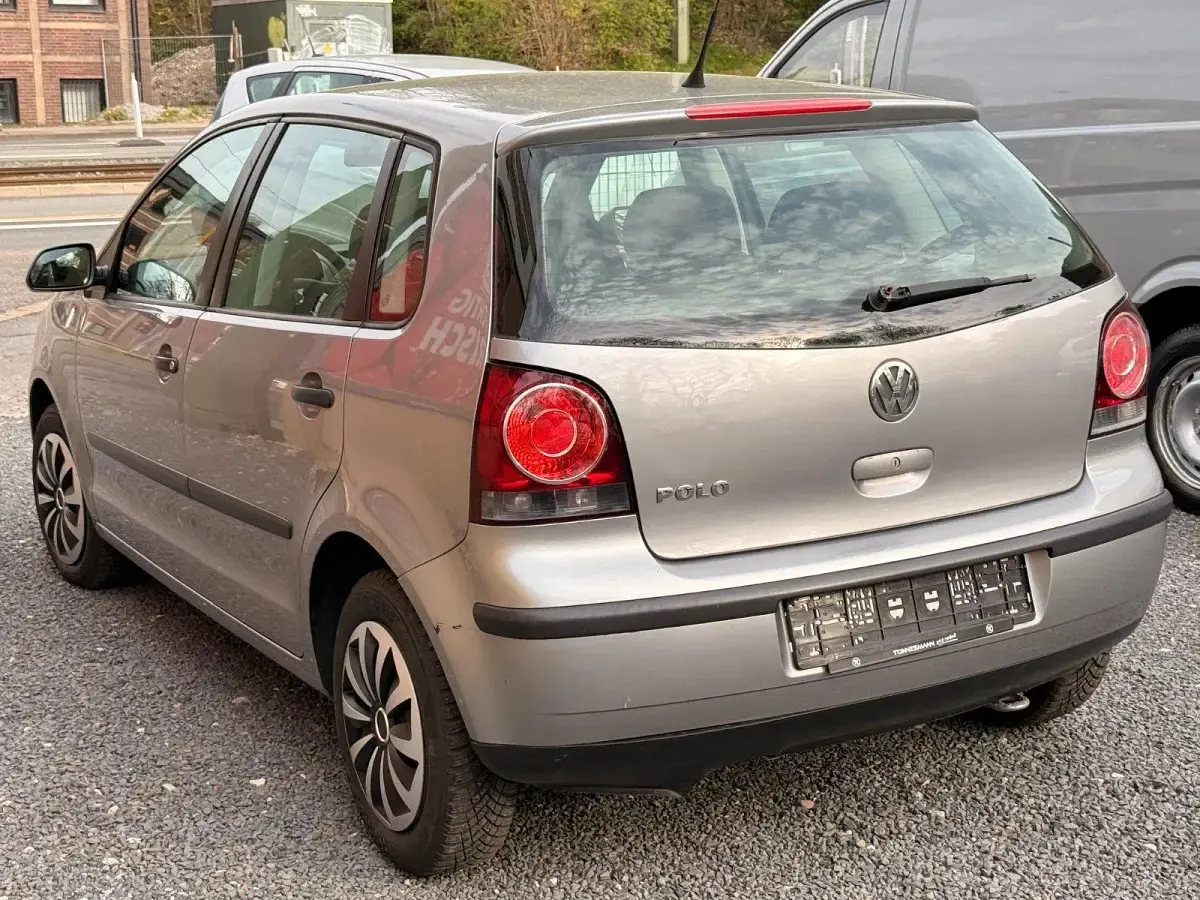 Brugt VW Polo Trendline 60 HK (44 kW) 2008 Grå Hatchback