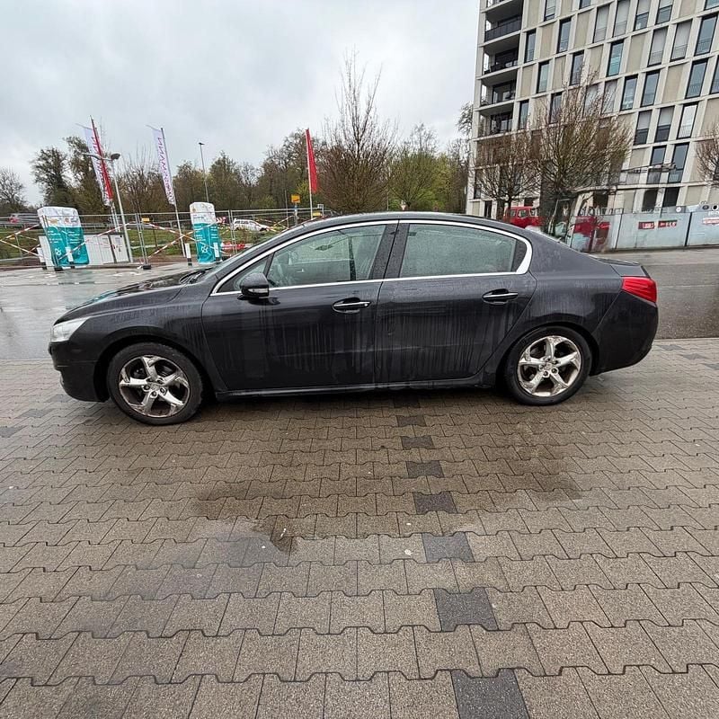 Gebraucht Peugeot 508 111 PS (81 kW) 2011 Schwarz Limousine