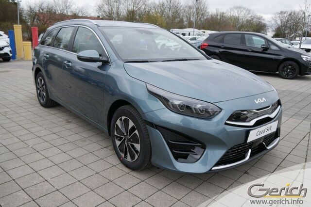 Gebraucht Kia Ceed 141 PS (103 kW) 2024 Schwarz Kleinwagen