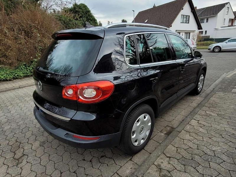 Gebraucht VW Tiguan Sport 140 PS (102 kW) 2008 Schwarz SUV