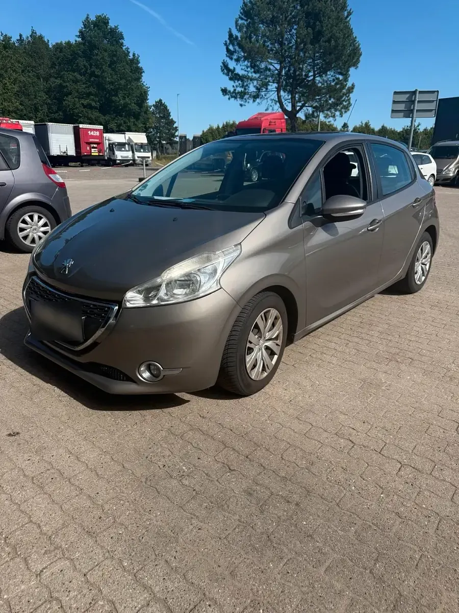 Gebraucht Peugeot 208 85 PS (62 kW) 2012 Grau Kleinwagen