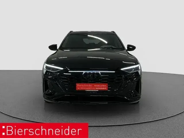Gebraucht Audi Q8 e-tron S-Line 300 kW (408 PS) 2025 Schwarz SUV