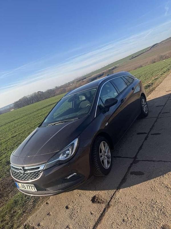 Gebraucht Opel Astra Business 136 PS (100 kW) 2016 Kombi