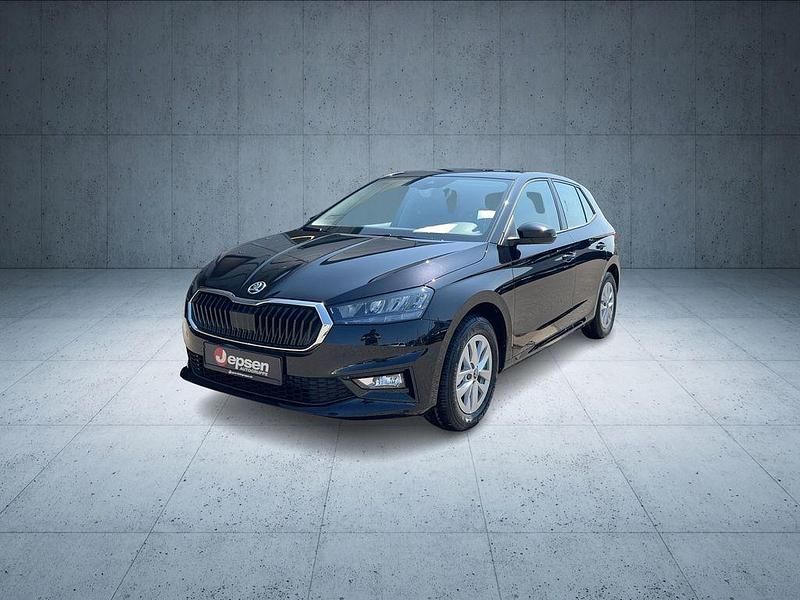 Gebraucht Skoda Fabia Selection 95 PS (69 kW) 2025 Backmagic perleffekt Kleinwagen