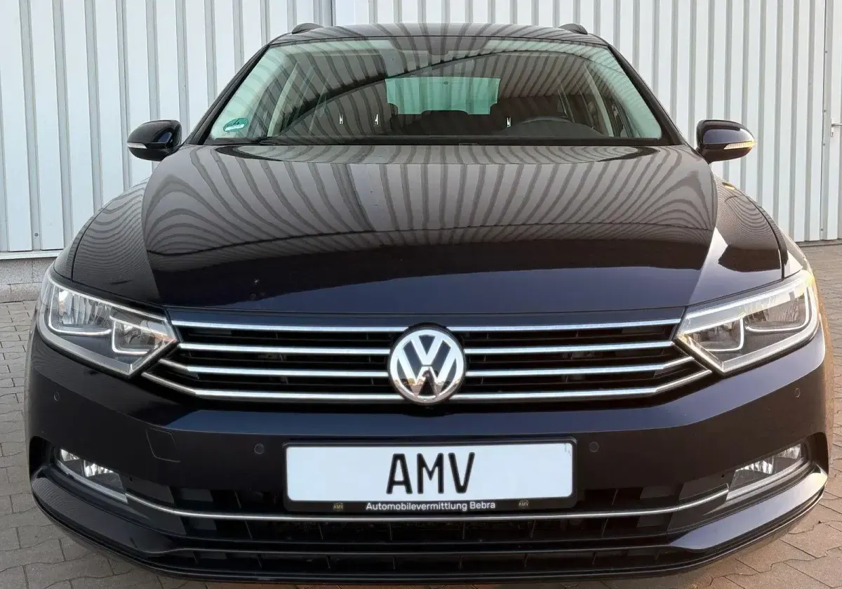 Gebraucht VW Passat Comfortline 150 PS (110 kW) 2016 Schwarz Kombi
