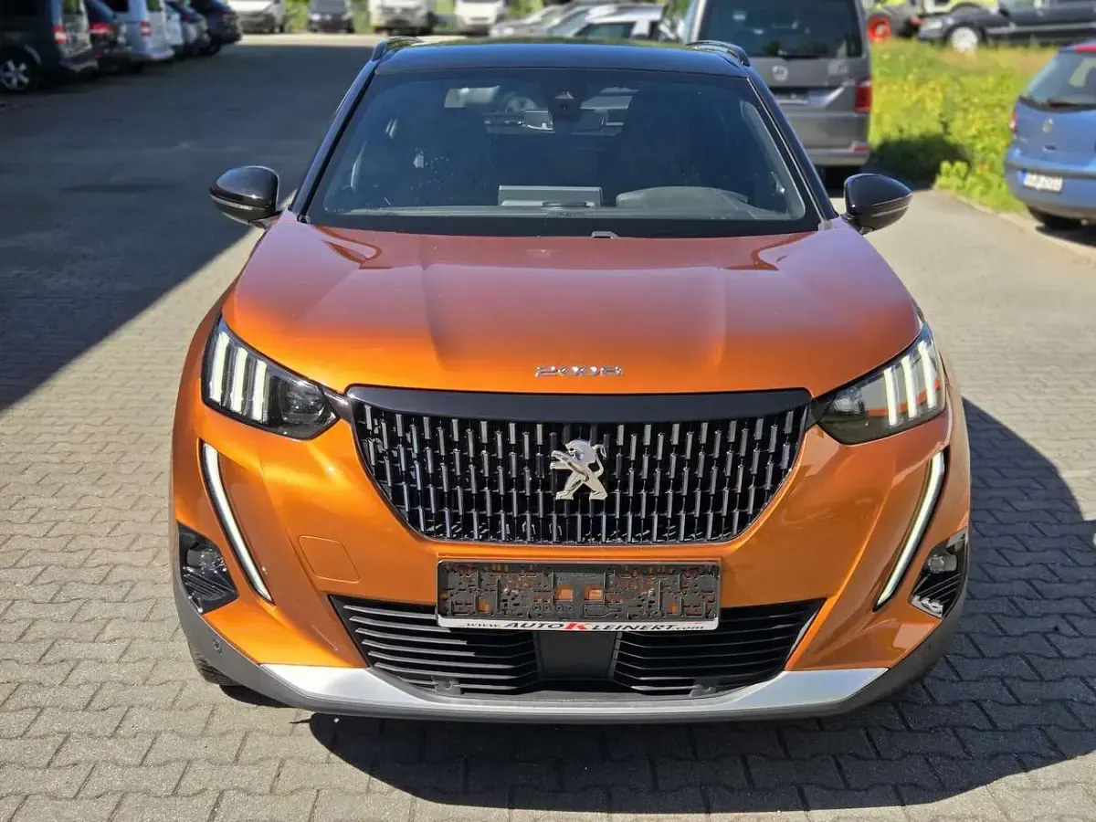 Gebraucht Peugeot 2008 GT 155 PS (114 kW) 2020 Bronze SUV