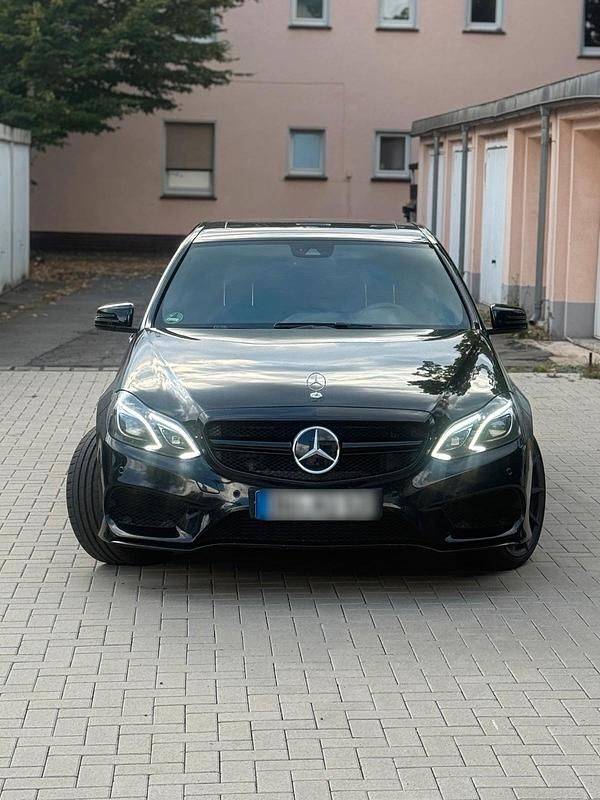 Schwarz Gebraucht 2015 Mercedes E350 Edition Limousine | 17.899 € (Guter Preis) - Bild 1/4