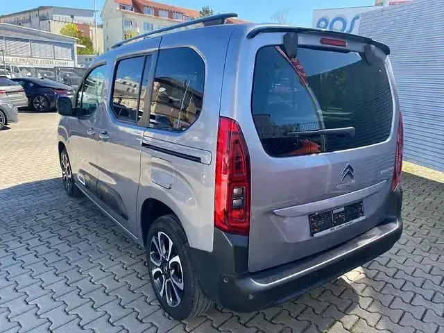 Gebraucht Citroën Berlingo Shine 131 PS (96 kW) 2021 Andere Van / Kleinbus