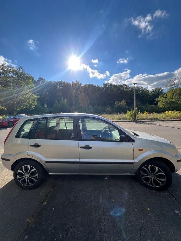 Gebraucht Ford Fusion 101 PS (74 kW) 2003 Grau Kleinwagen