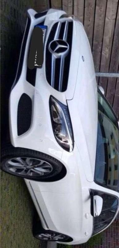 Weiß Gebraucht 2016 Mercedes C160 Coupé | 16.000 € (Fairer Preis) - Bild 1/4