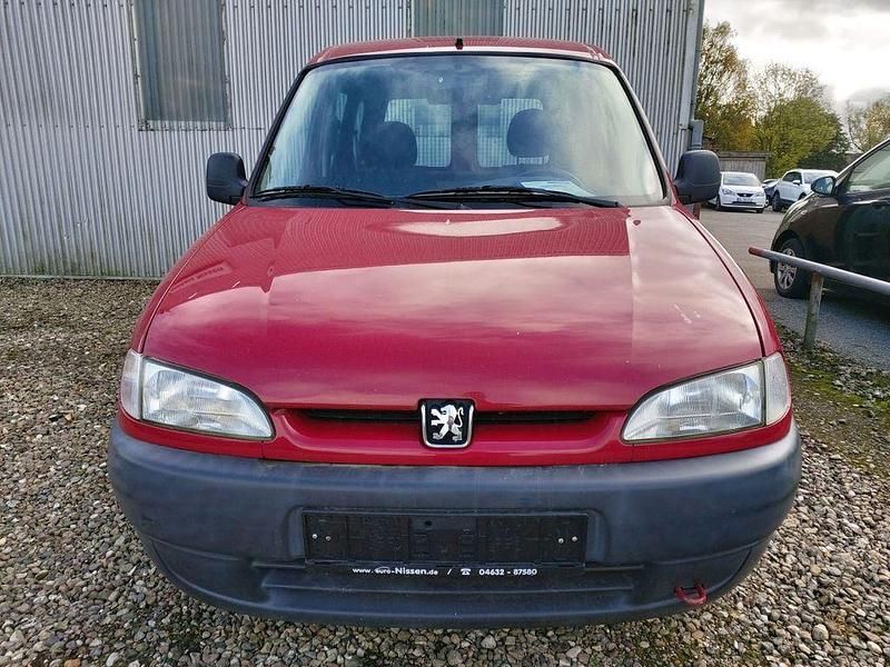 Gebraucht Peugeot Partner 75 PS (55 kW) 2001 Rot Van / Kleinbus