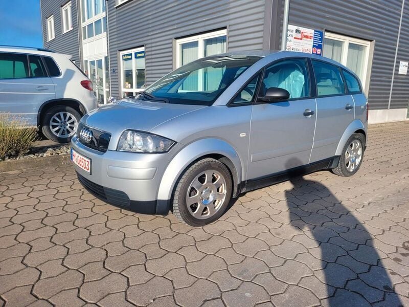 Gebraucht Audi A2 Sport 75 PS (55 kW) 2002 Silber Kleinwagen
