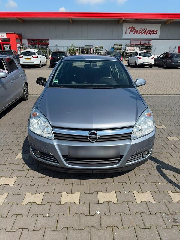 Gebraucht 2006 Opel Astra Limousine | 1.790 € (Guter Preis) - Bild 1/2