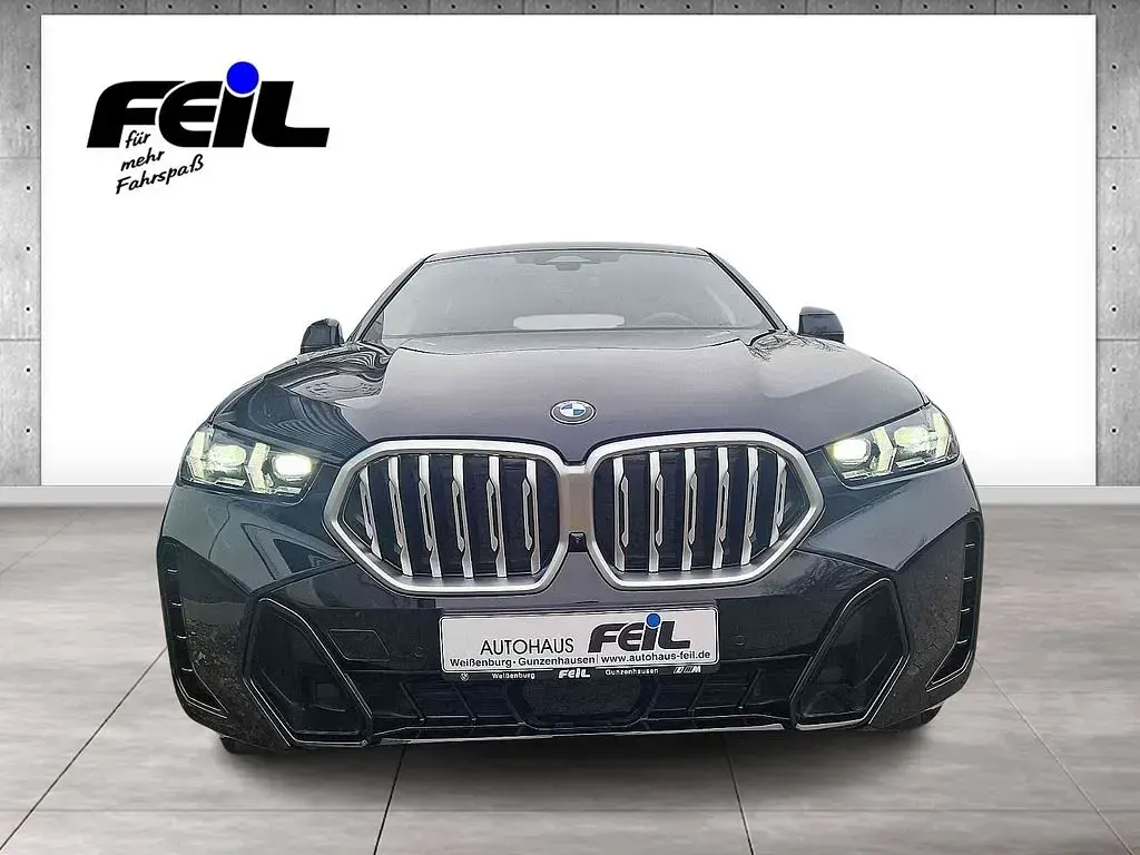 Gebraucht BMW X6 Performance 340 PS (250 kW) 2024 Carbonschwarz SUV