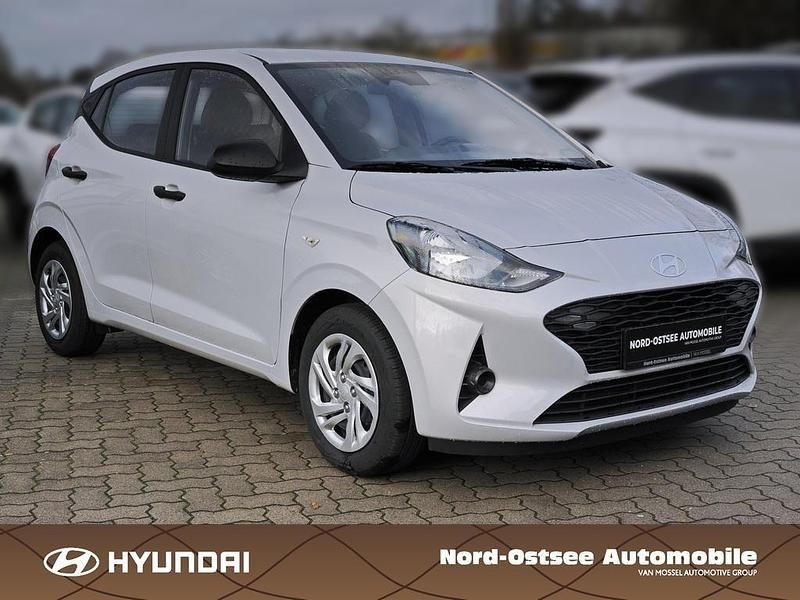 Neu Hyundai i10 Comfort 63 PS (46 kW) 2025 Lumen grey / mic Kleinwagen