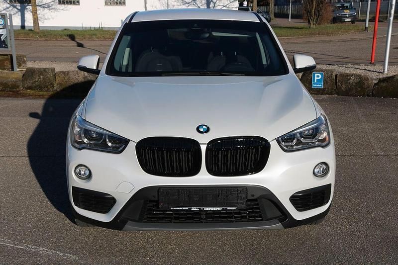 Gebraucht BMW X1 Advantage 140 PS (102 kW) 2017 Weiß SUV
