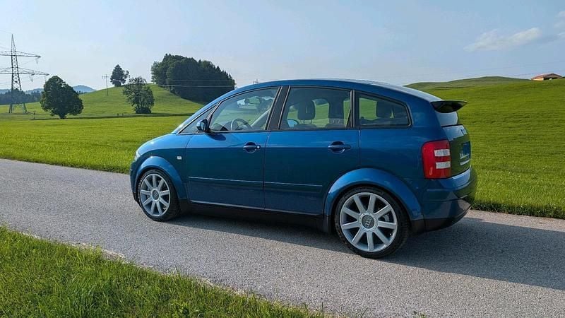 Blau Gebraucht 2004 Audi A2 S-Line Kleinwagen | 9.800 € - Bild 1/4