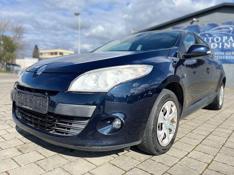 Gebraucht Renault Mégane Expression 106 PS (77 kW) 2010 Schwarz Limousine