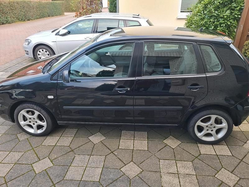 Schwarz Gebraucht 2003 VW Polo Kleinwagen | 1.350 € (Fairer Preis) - Bild 1/4