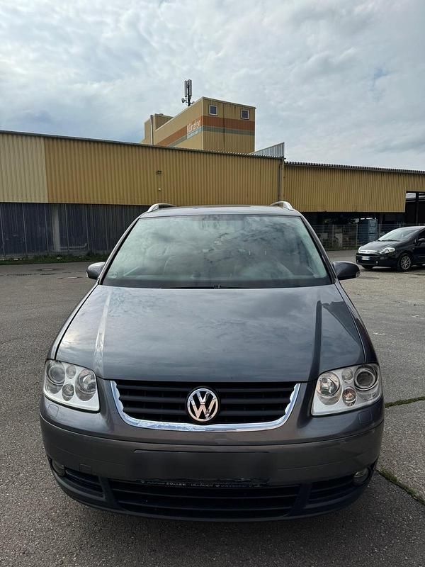 Silber Gebraucht 2005 VW Touran Van / Kleinbus | 1.100 € (Superpreis) - Bild 1/4