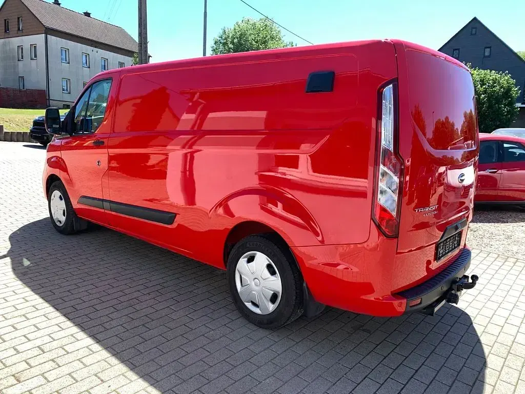 Gebraucht Ford Transit Custom 170 PS (125 kW) 2022 Rot Limousine