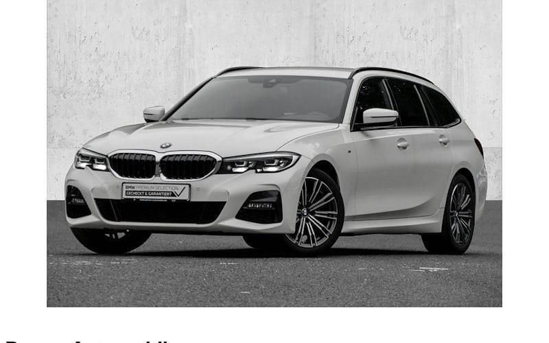 Alpinweiss iii Gebraucht 2022 BMW 320 M Sport Kombi | 27.980 € (Superpreis) - Bild 1/4