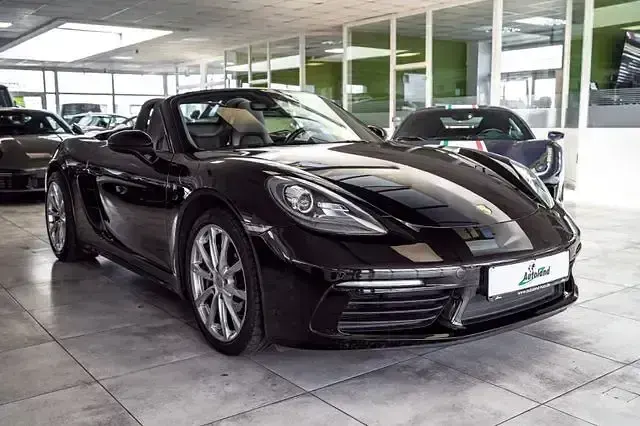 Gebraucht Porsche Boxster 299 PS (219 kW) 2017 Andere Cabrio