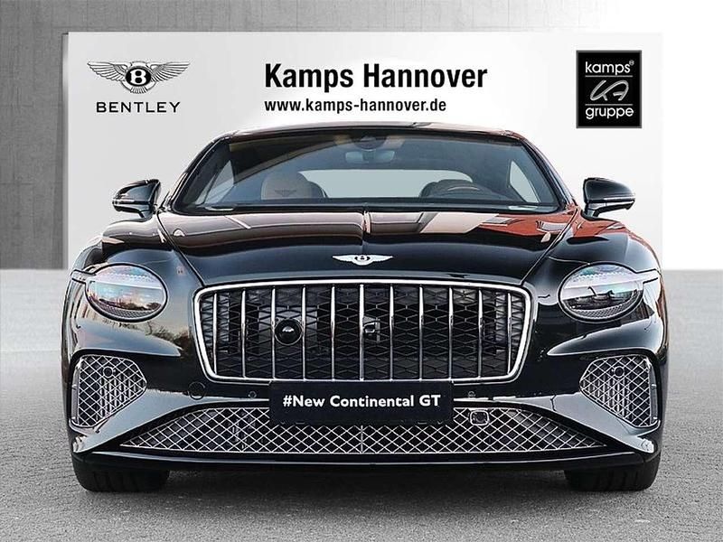 Second-hand Bentley Continental 680 CP (500 kW) 2025 Verde Coupe