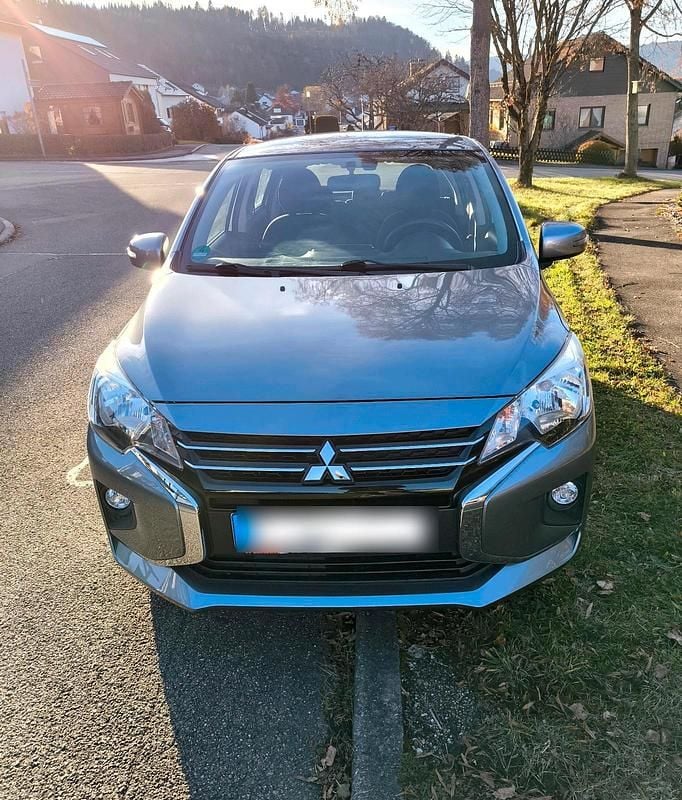 Grau Gebraucht 2021 Mitsubishi Space Star Kleinwagen | 10.490 € (Guter Preis) - Bild 1/4