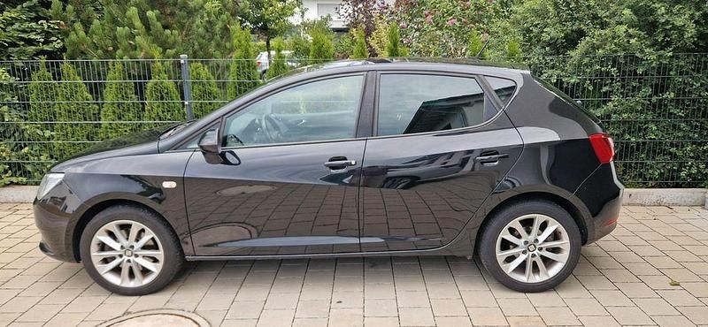 Schwarz Gebraucht 2017 Seat Ibiza Style Kleinwagen | 9.900 € (Guter Preis) - Bild 1/4